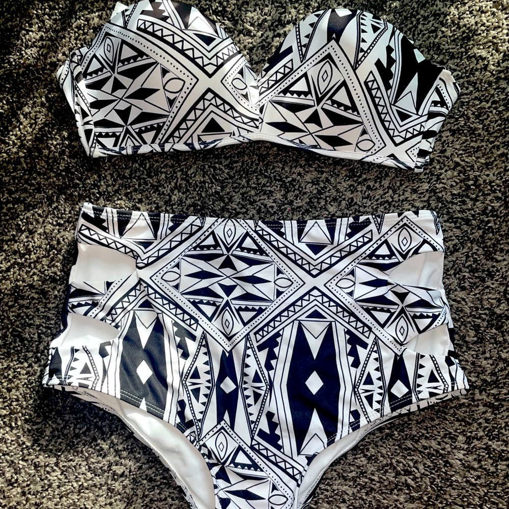 Bathing suit